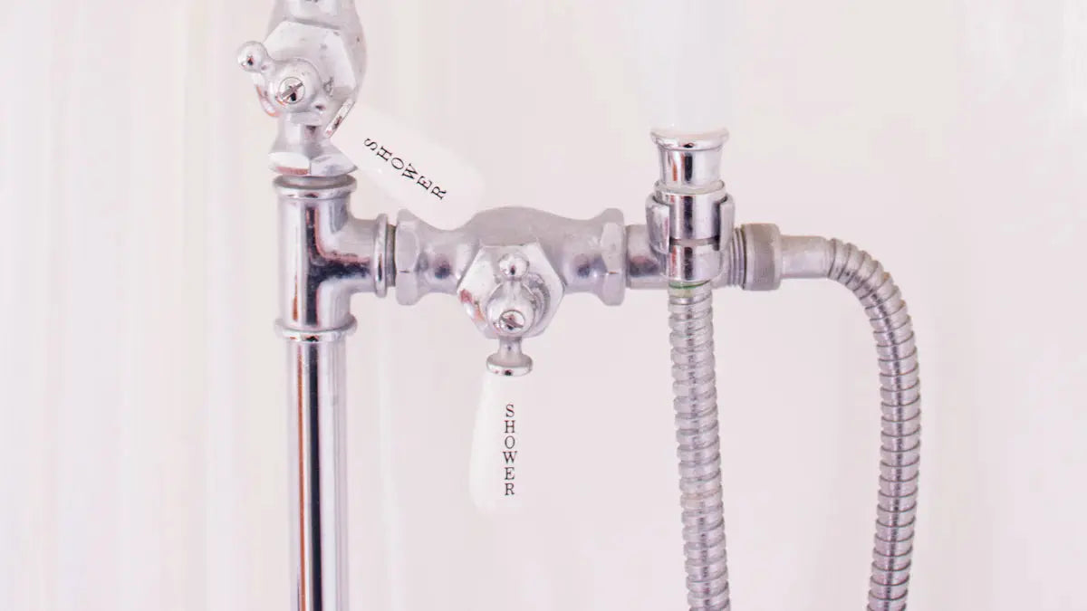 What-to-Consider-When-Choosing-a-Shower-Head-Water-Filter Cobbe official